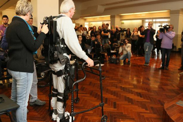 Anche l'esoscheletro bionico nei percorsi riabilitativi del Parkinson