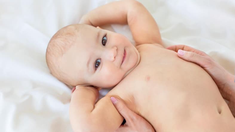 Il metodo IFSA tratta efficacemente i neonati, i lattanti ed i bambini in totale sicurezza.